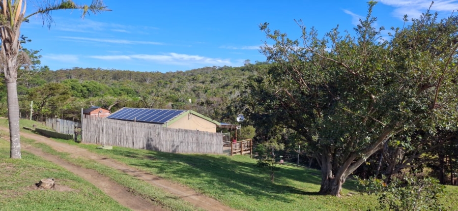 4 Bedroom Property for Sale in Sunrise On Sea Eastern Cape